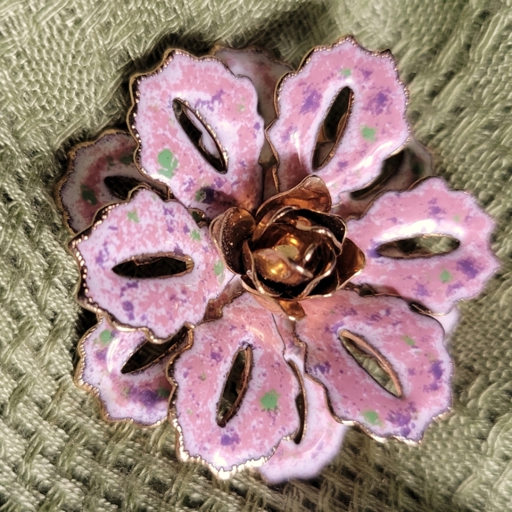 Vintage Enameled Pin